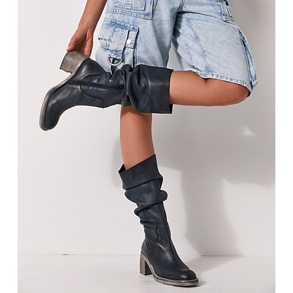 Free People Essential Tall Boots Slouch Black Leather Block Heel Size 39.5 - Picture 9 of 9